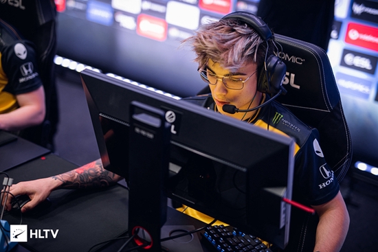 新手玩家必看Valorant武器推荐与使用技巧